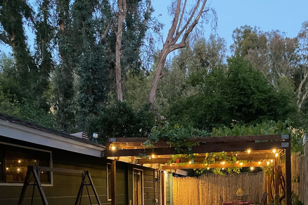 Photo of Outdoor in Tarzana