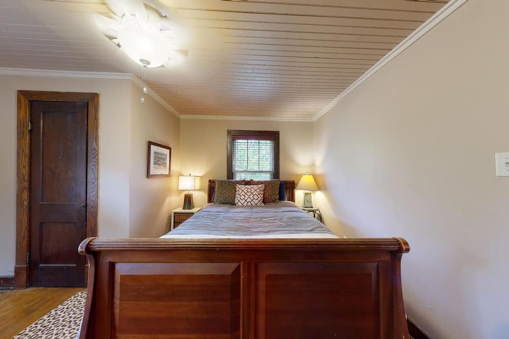 Photo of Bedroom in Ansted