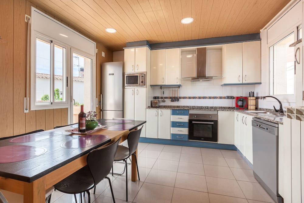 Photo of Kitchen in Santa Maria de l'Avall