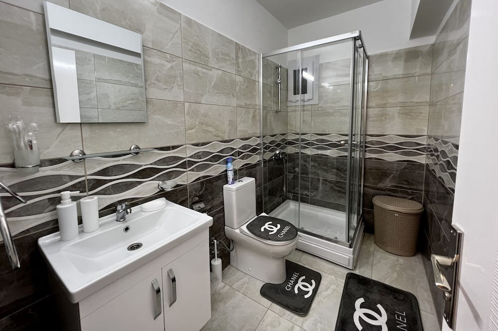 Photo of Bathroom in Trikomo