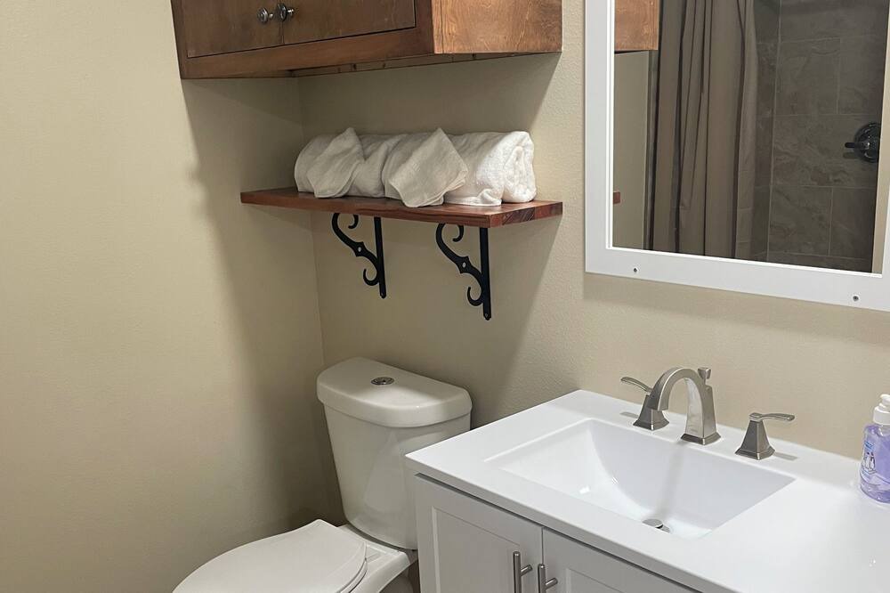 Photo of Bathroom in Taylor