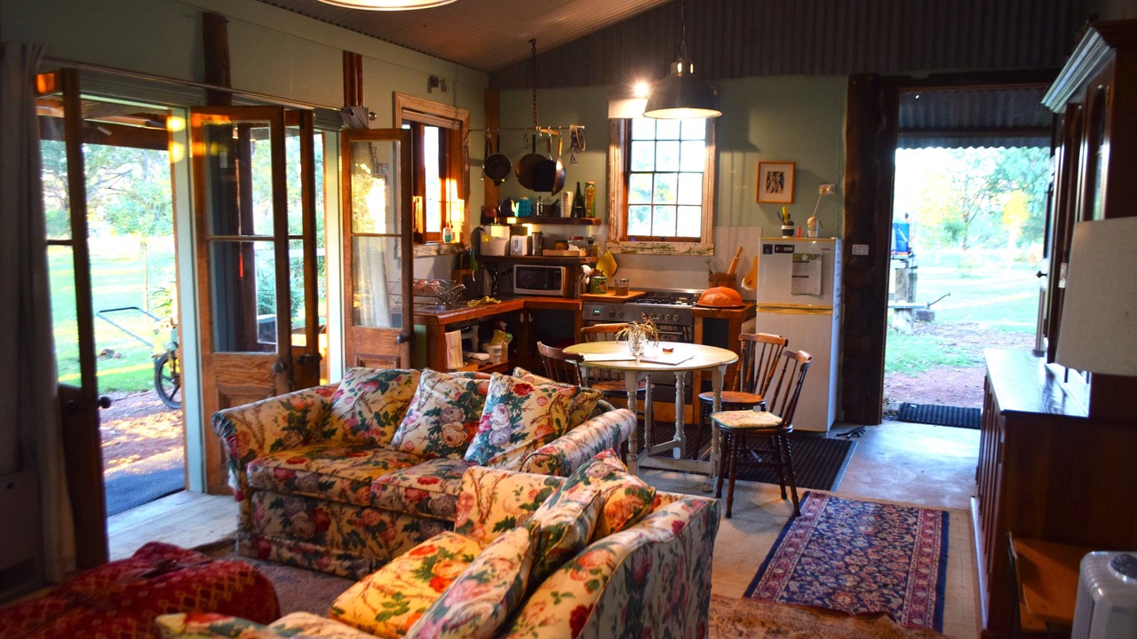 Photo of Livingroom in Wallabadah