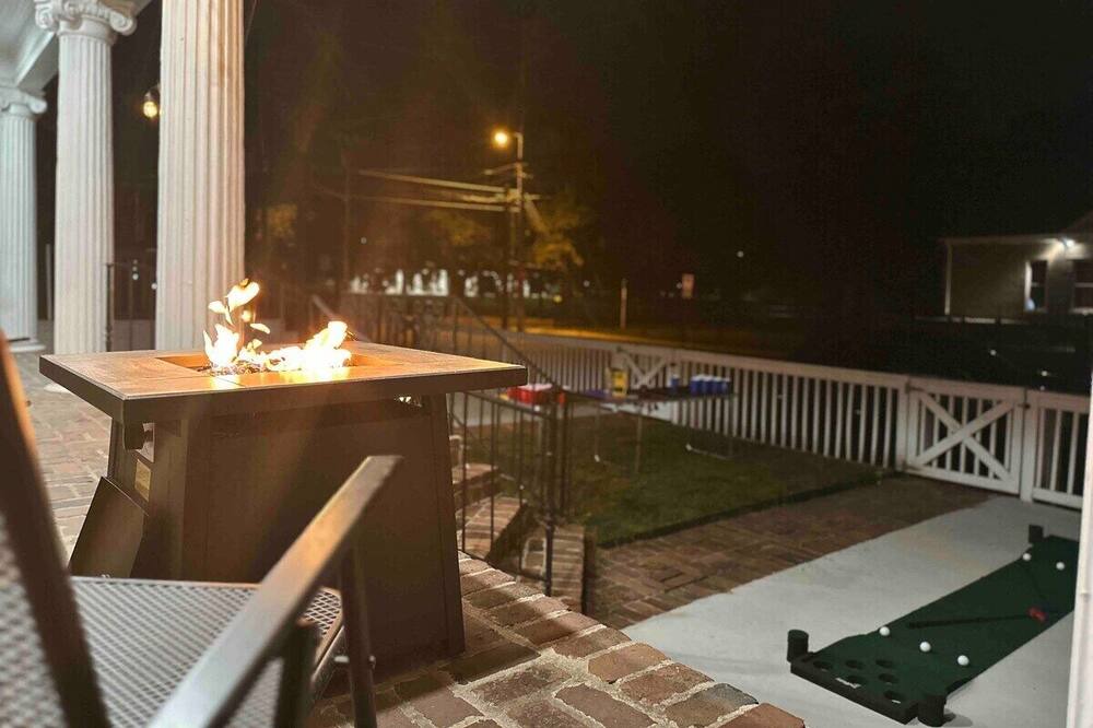 Photo of Outdoor in West End