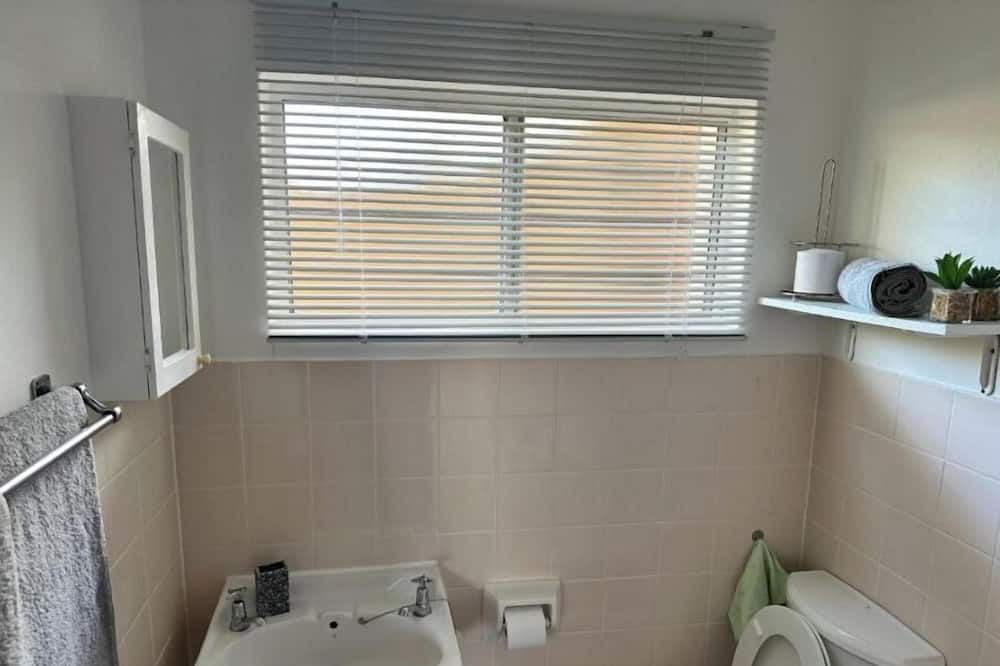 Photo of Bathroom in Gonubie