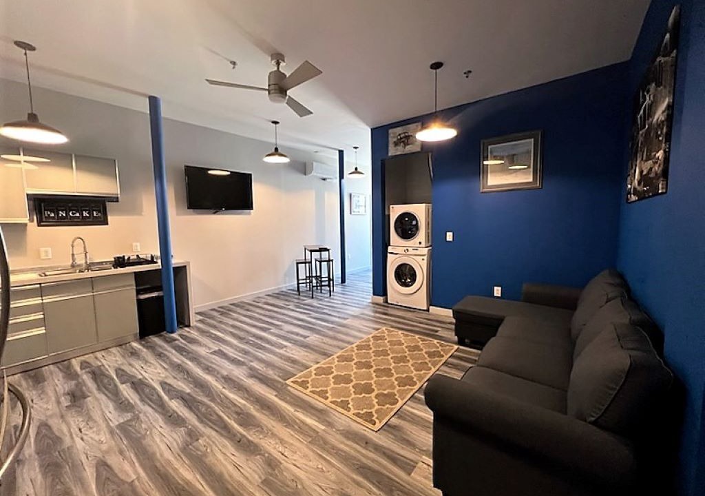 Photo of Livingroom in Mullins