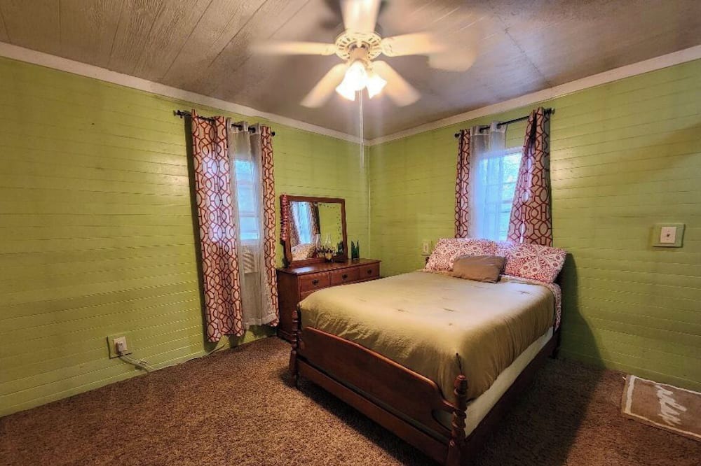Photo of Bedroom in Pipestem