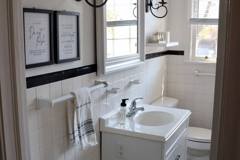 Photo of Bathroom in Bishopville
