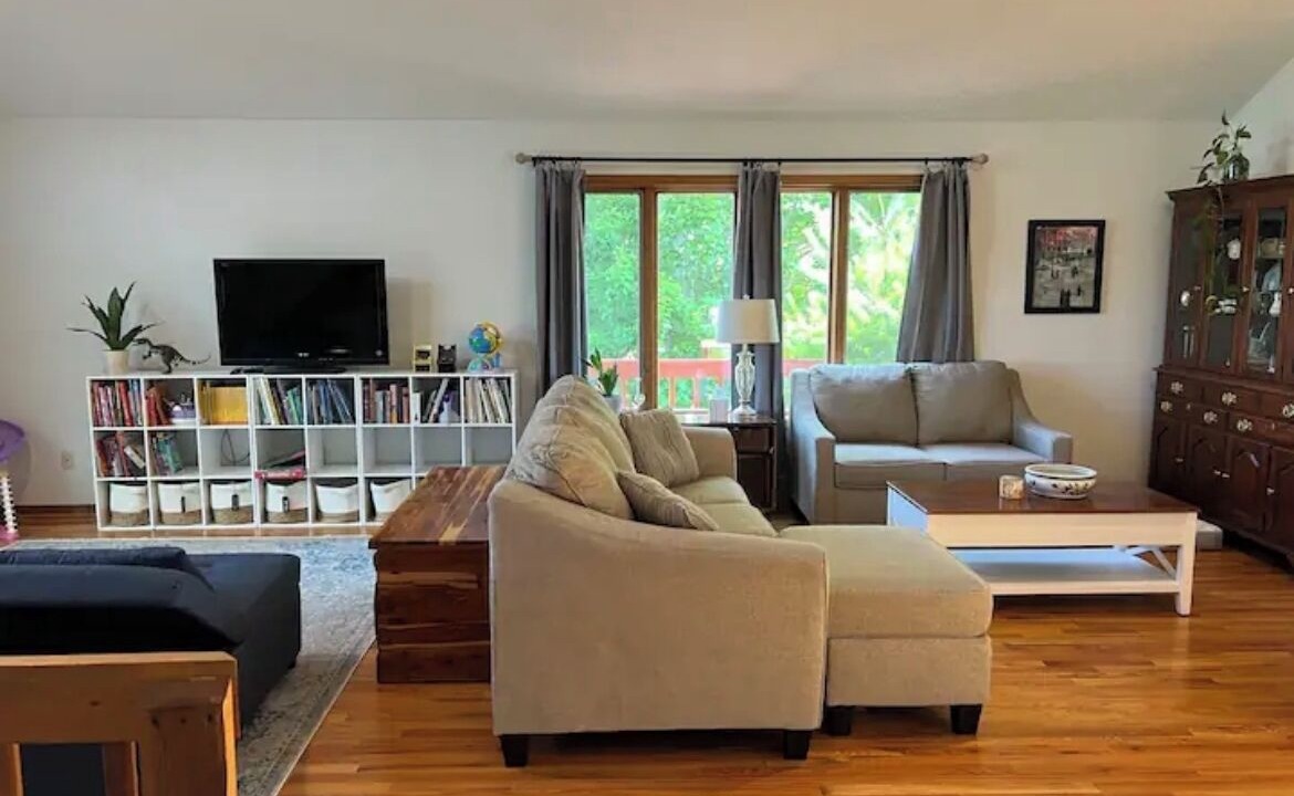 Photo of Livingroom in Farmview - Ramble