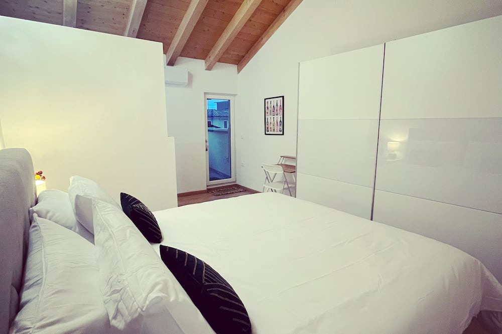 Photo of Bedroom in Caneva