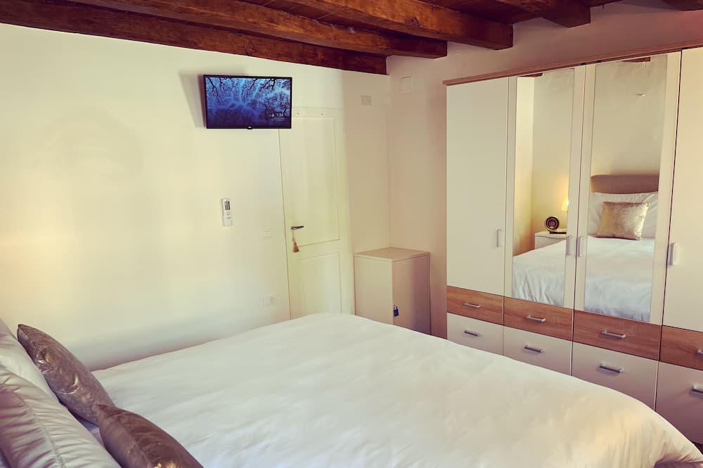 Photo of Bedroom in Caneva