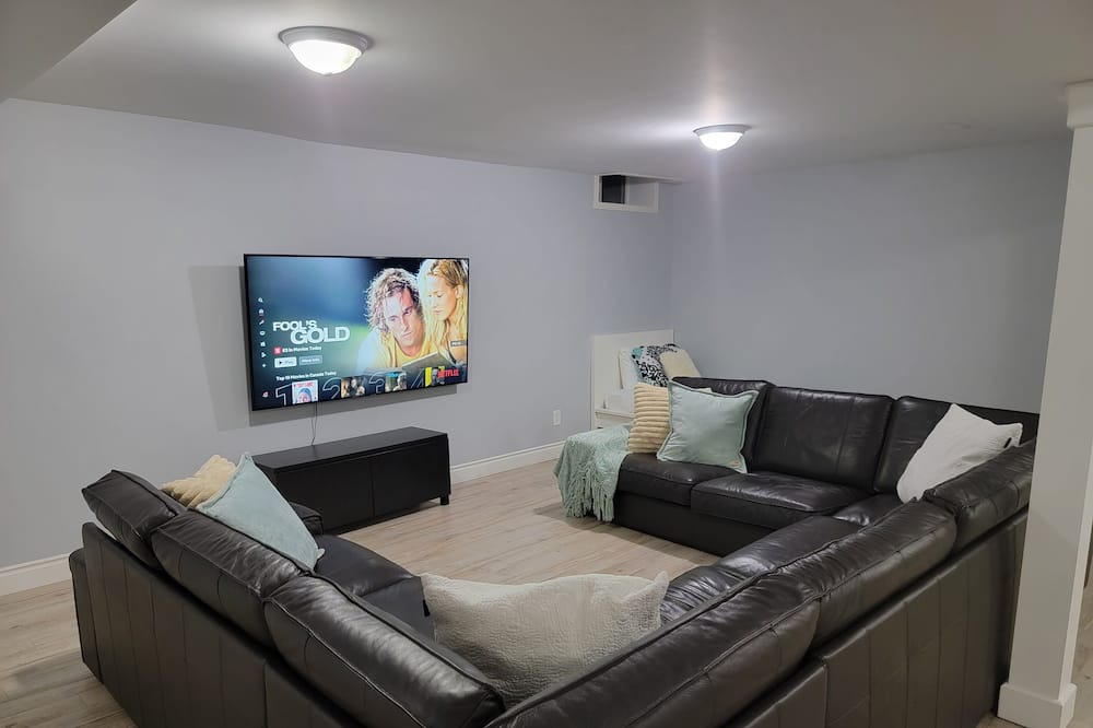 Photo of Livingroom in Cambridge