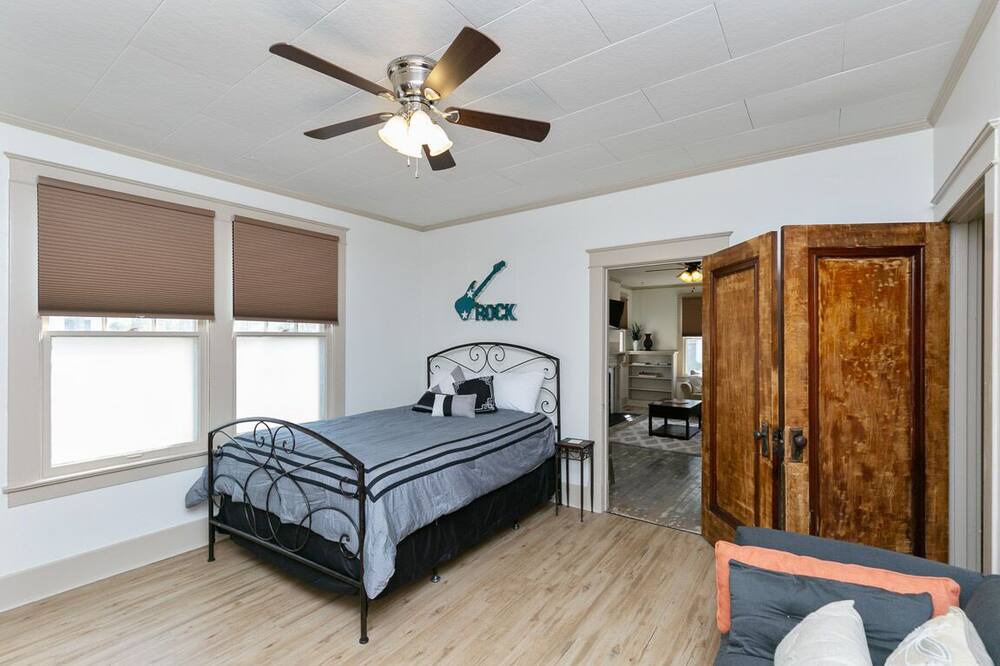 Photo of Bedroom in Ashland City