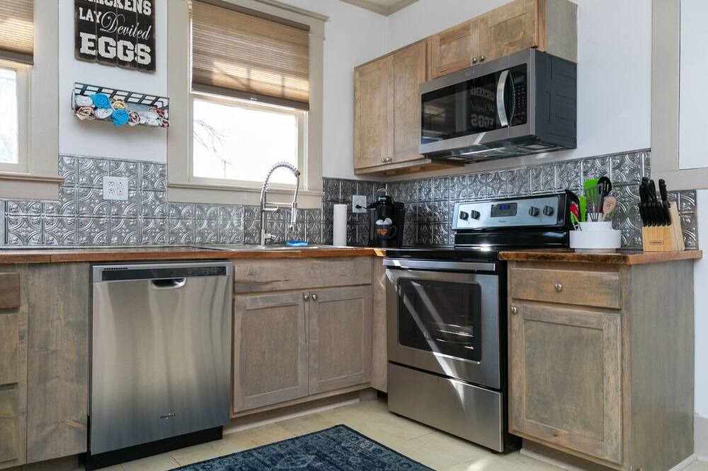 Photo of Kitchen in Ashland City