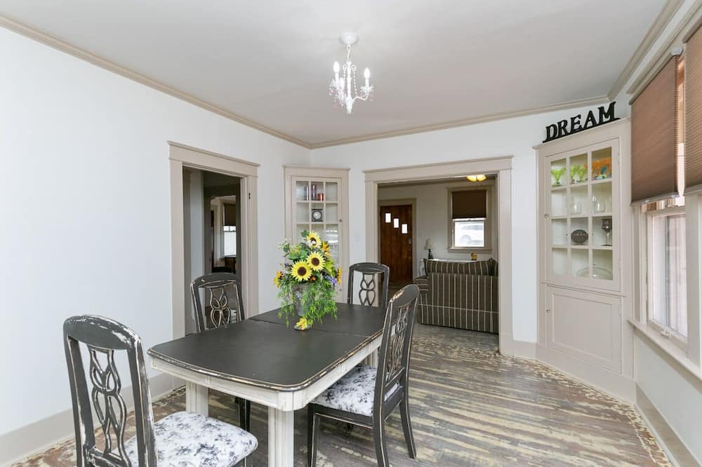 Photo of Kitchen in Ashland City