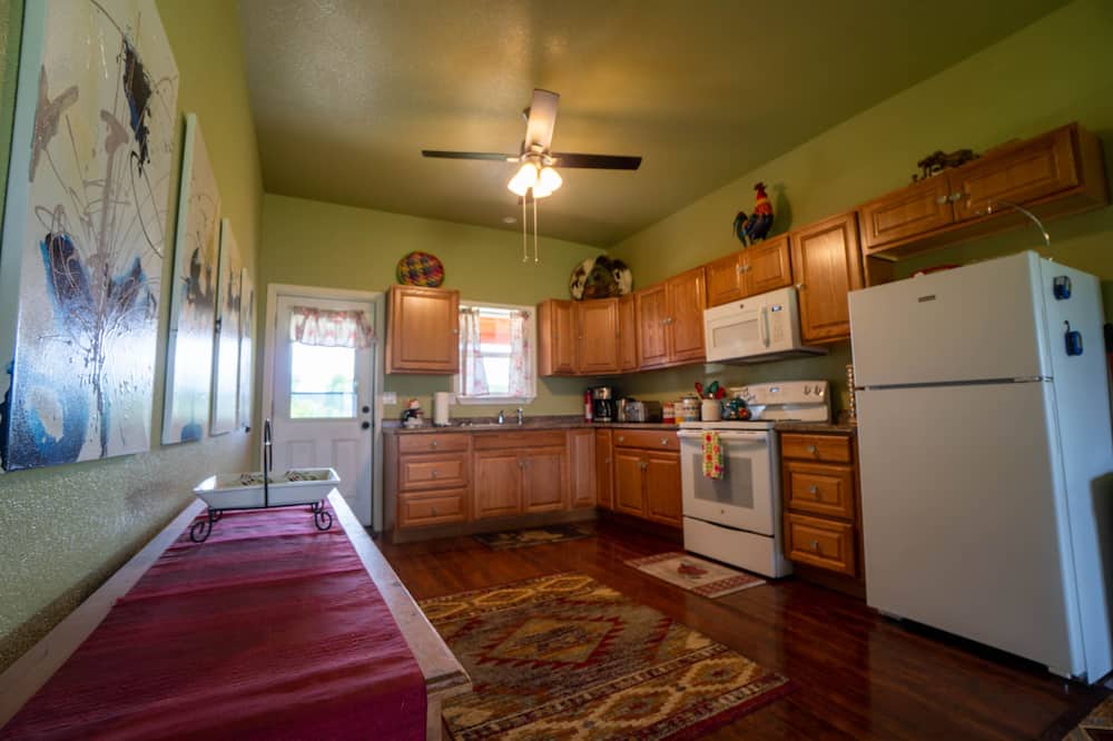Photo of Kitchen in Fort Klamath