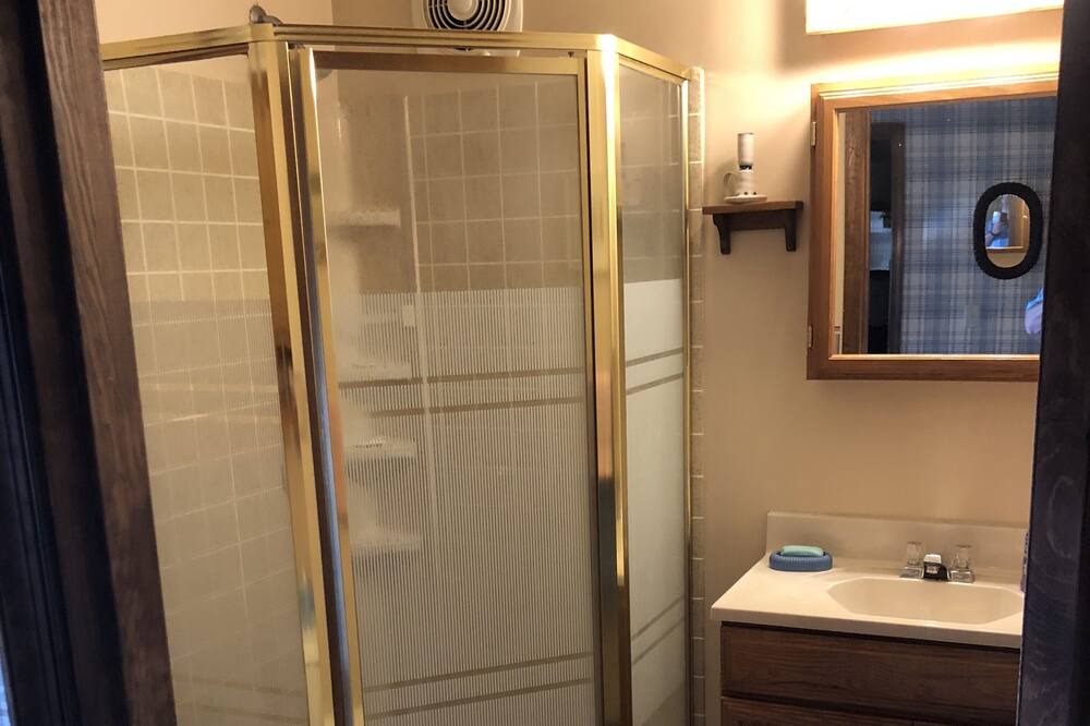 Photo of Bathroom in Mainesburg