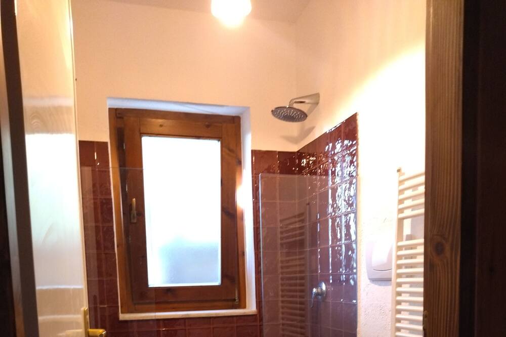 Photo of Bathroom in Melizzano