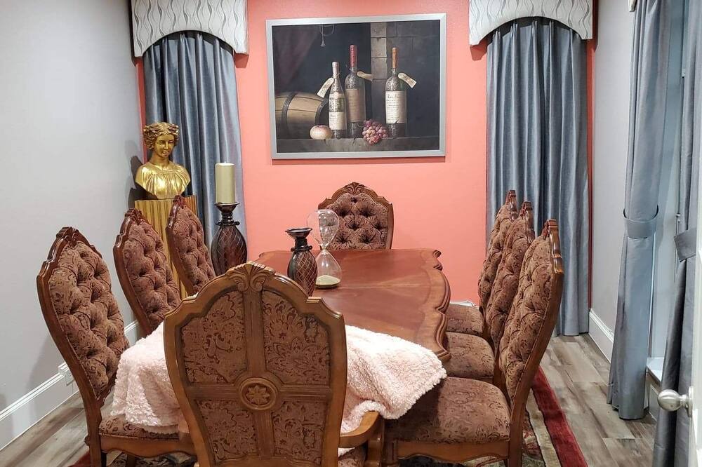 Photo of Livingroom in Lewisville