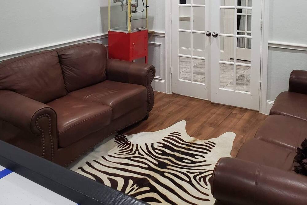 Photo of Livingroom in Lewisville