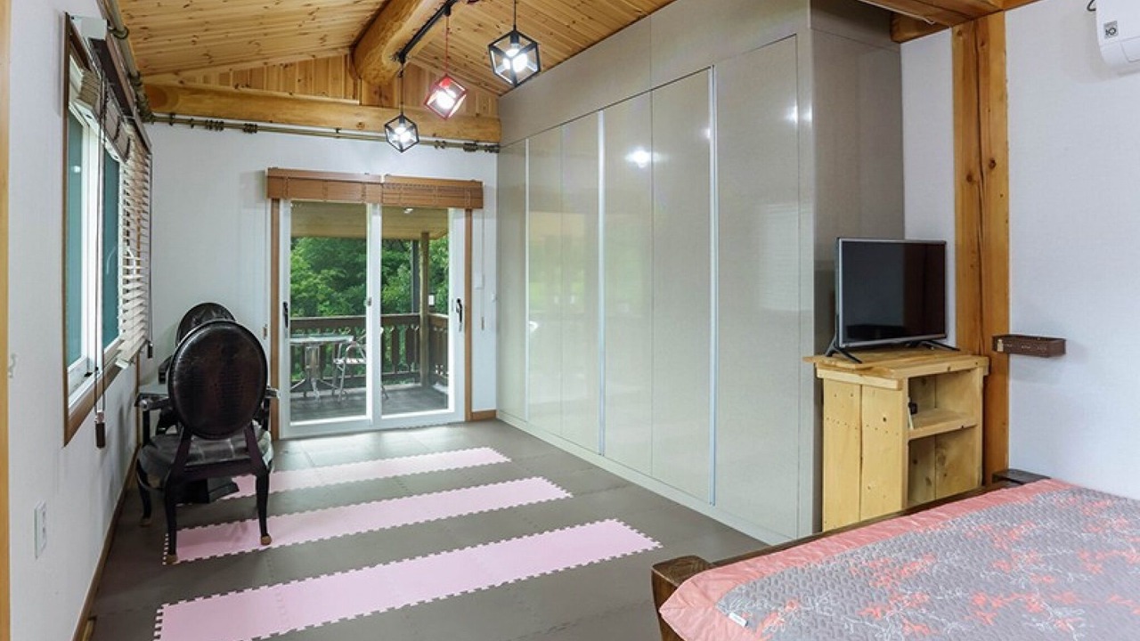 Photo of Bedroom in Deoksan