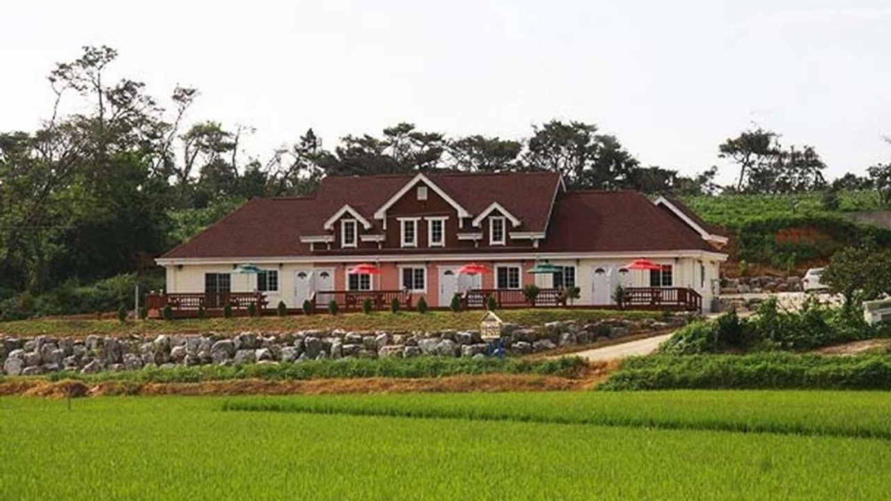 Photo of Others in Changgae