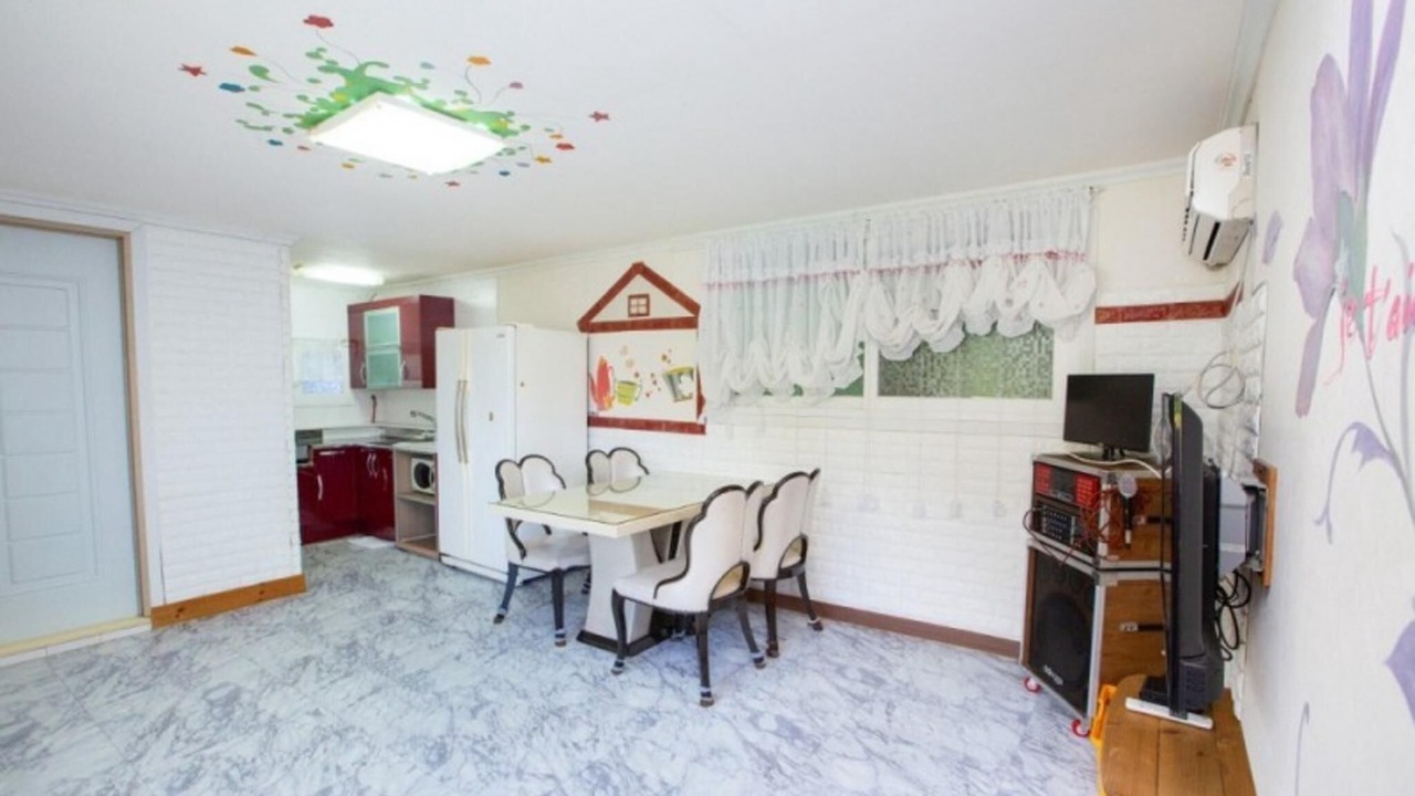 Photo of Bedroom in Taean