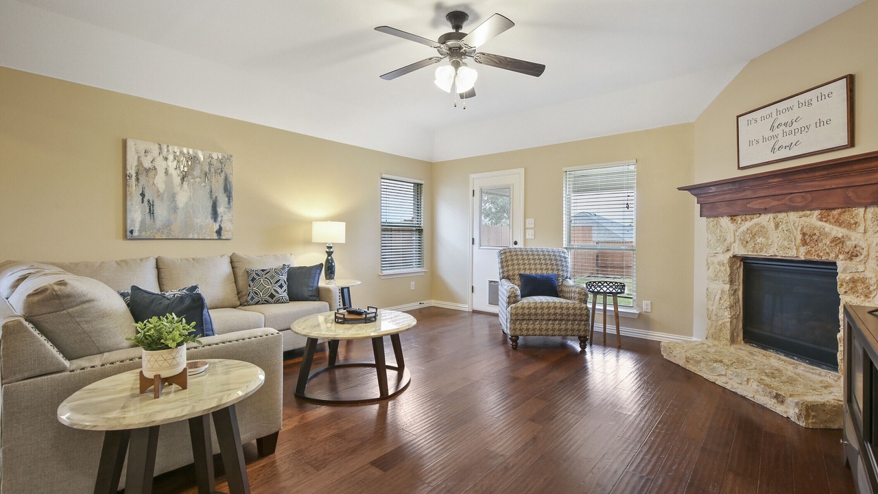Photo of Livingroom in Little Elm