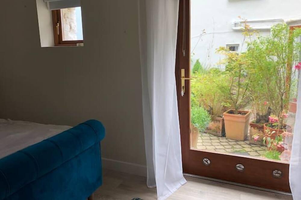 Photo of Bedroom in The Whitford House Hotel