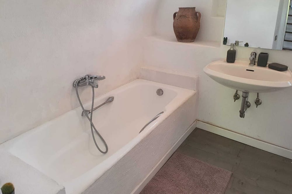 Photo of Bathroom in Melizzano