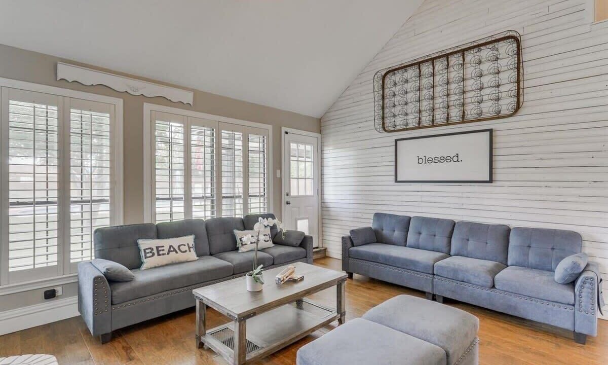 Photo of Livingroom in Rowlett