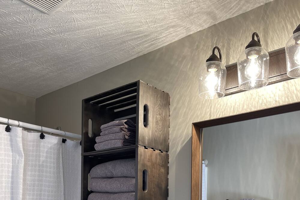 Photo of Bathroom in Broadway