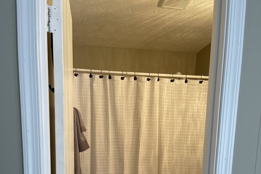 Photo of Bathroom in Broadway