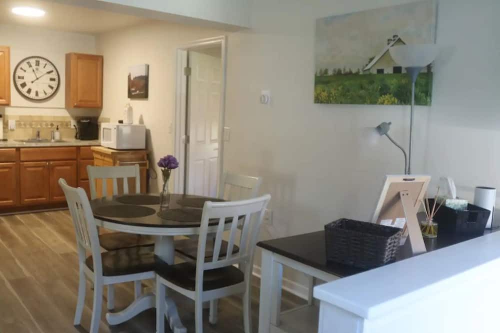 Photo of Kitchen in Wagontown