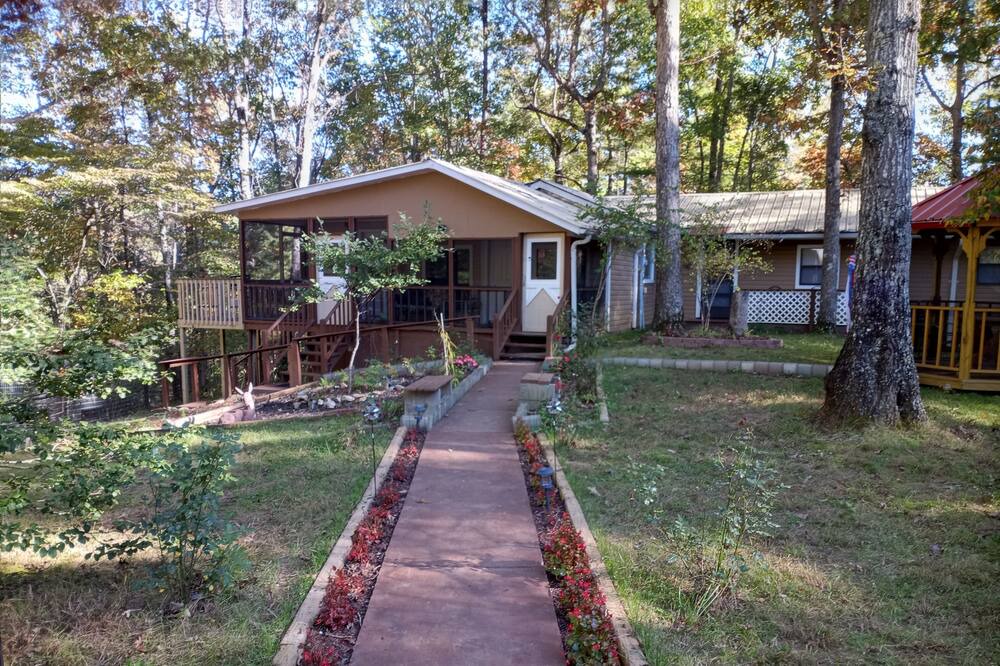 Photo of Outdoor in Murphy