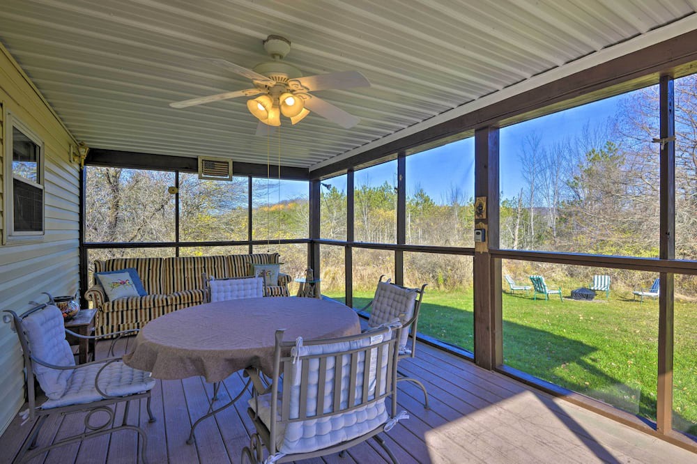 Photo of Patio Balcony in Wellsboro