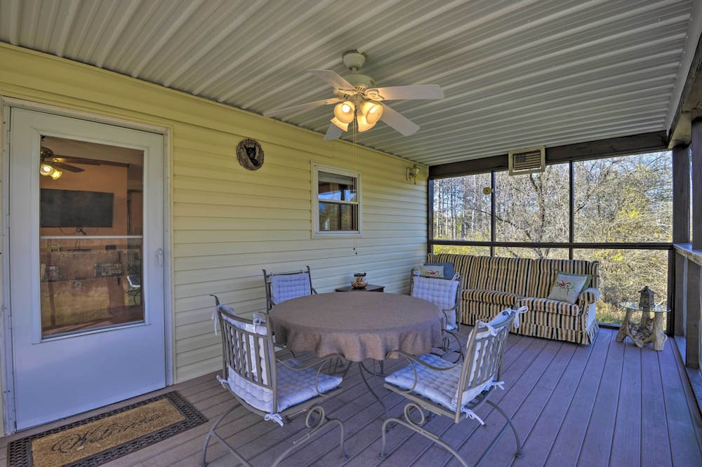 Photo of Patio Balcony in Wellsboro