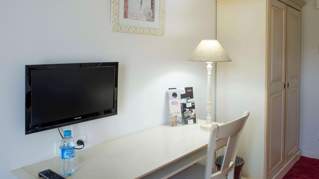 Photo of Bedroom in Nogent-le-Rotrou
