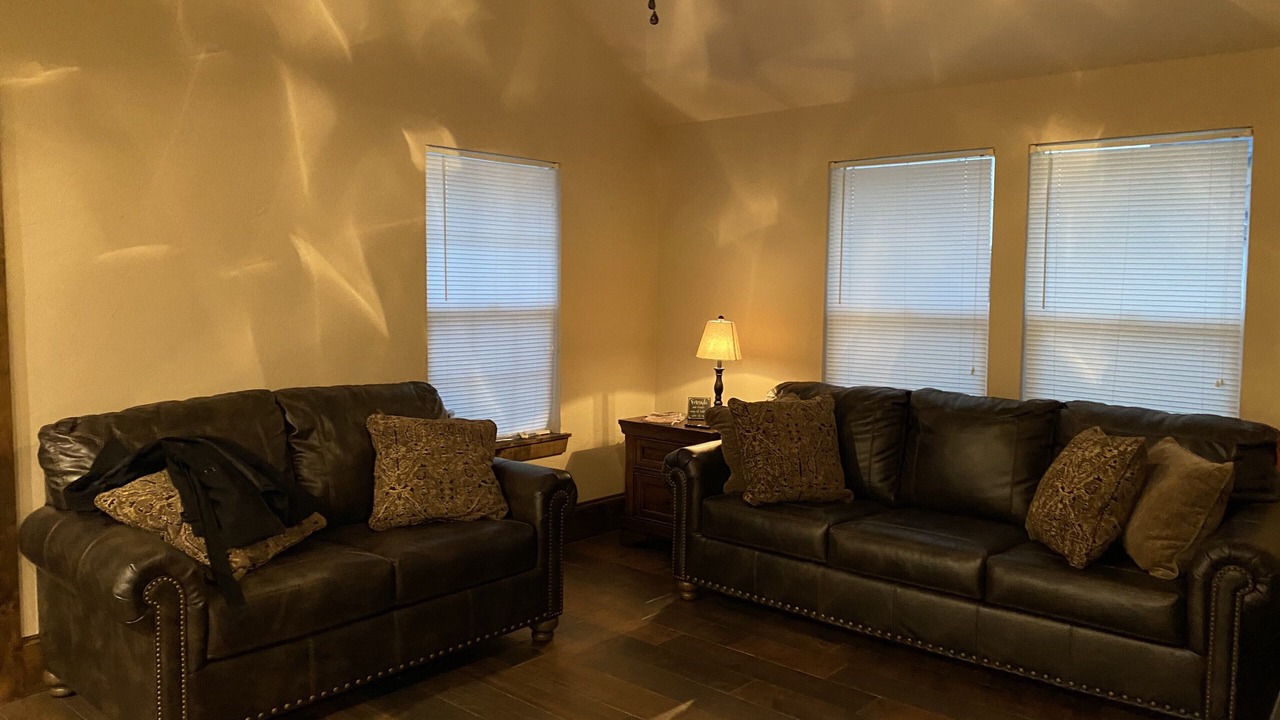 Photo of Livingroom in Sanger