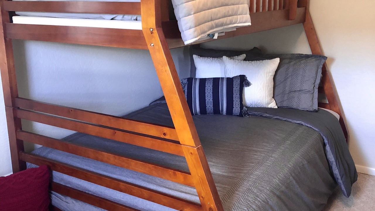 Photo of Bedroom in Elgin