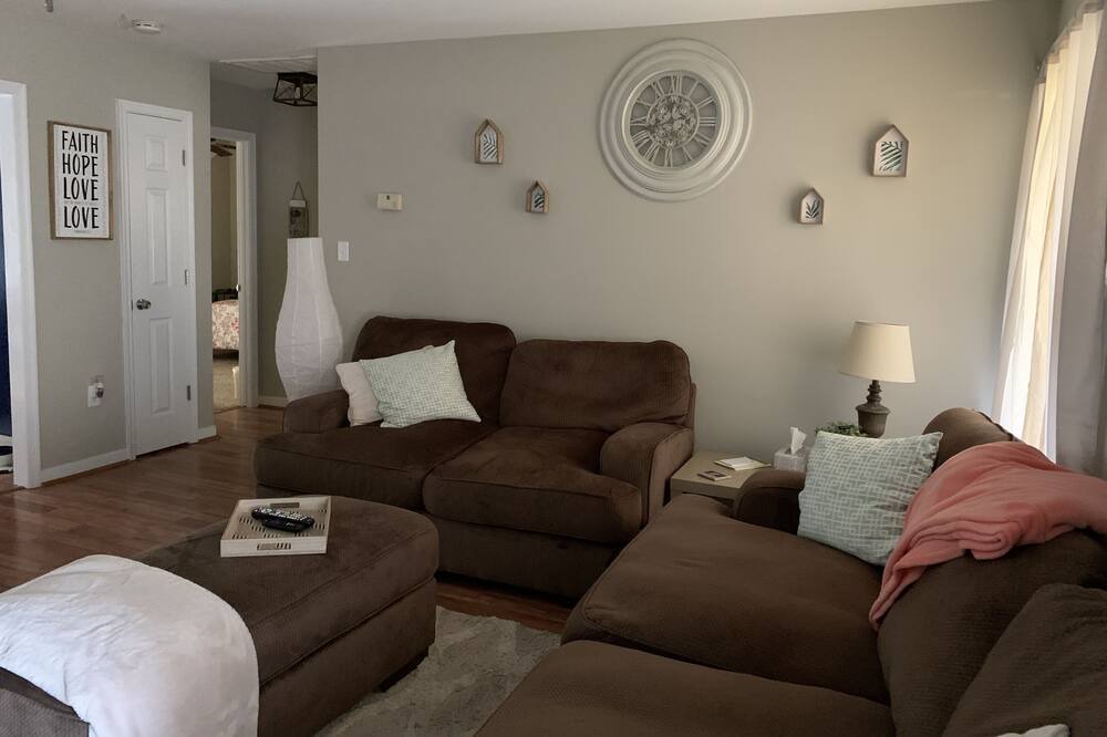 Photo of Livingroom in Midlothian
