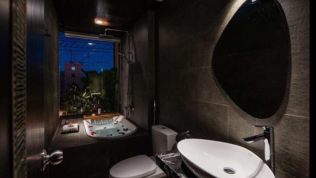 Photo of Bathroom in Da Lat