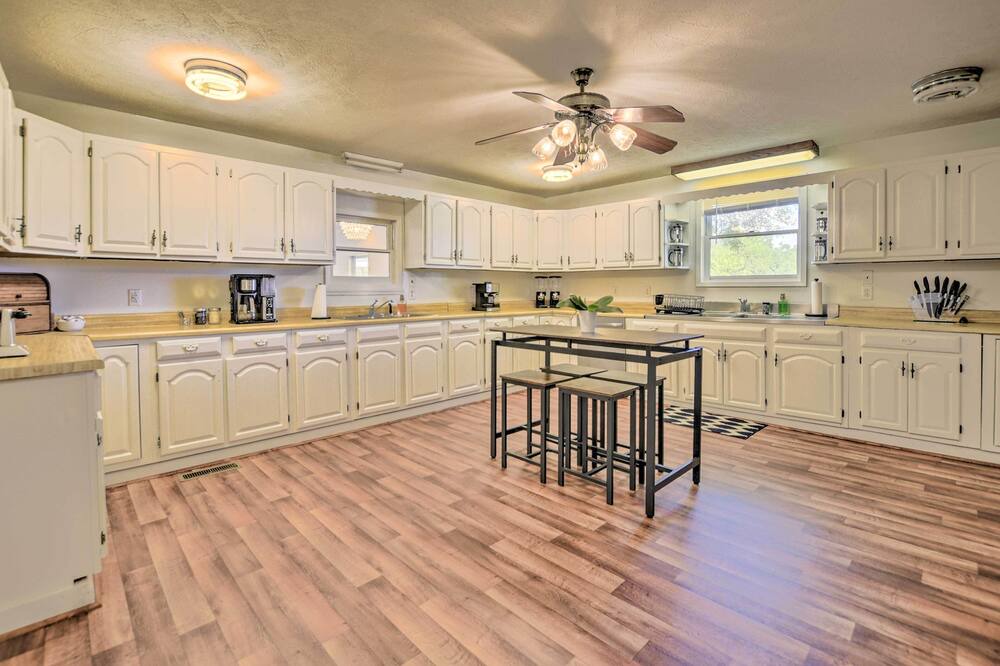 Photo of Kitchen in Sellers