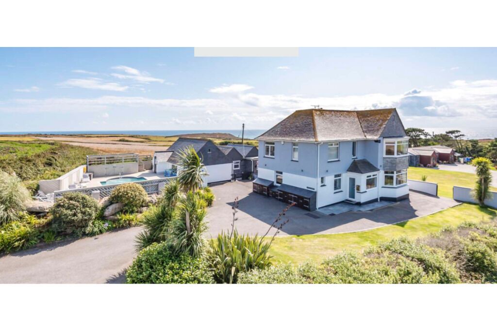 Photo of Outdoor in Sennen