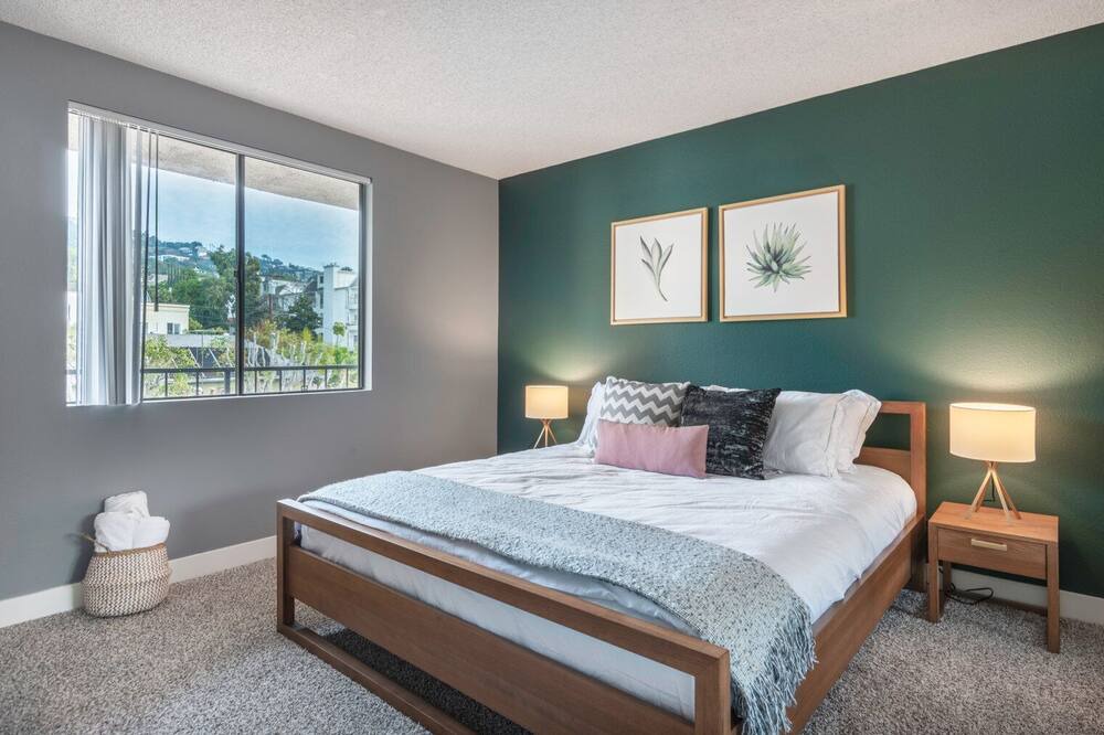 Photo of Bedroom in Norma Triangle