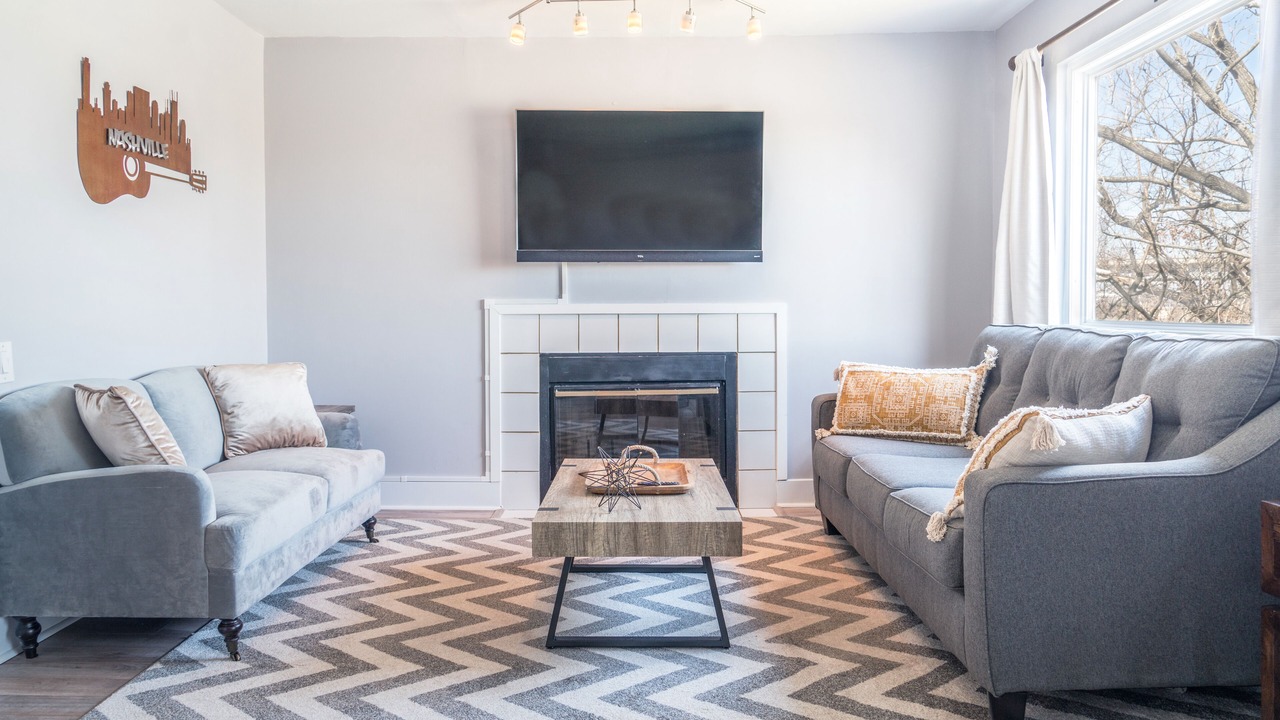 Photo of Livingroom in East Bank