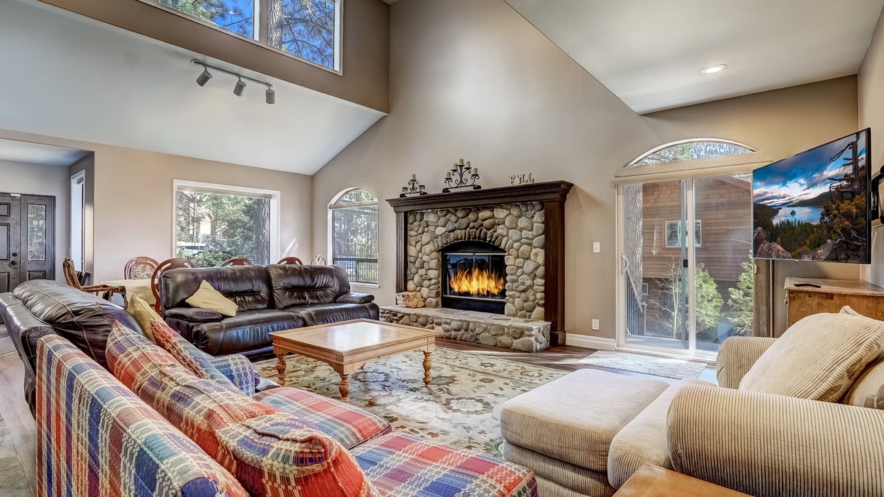 Photo of Livingroom in Lower Kingsbury