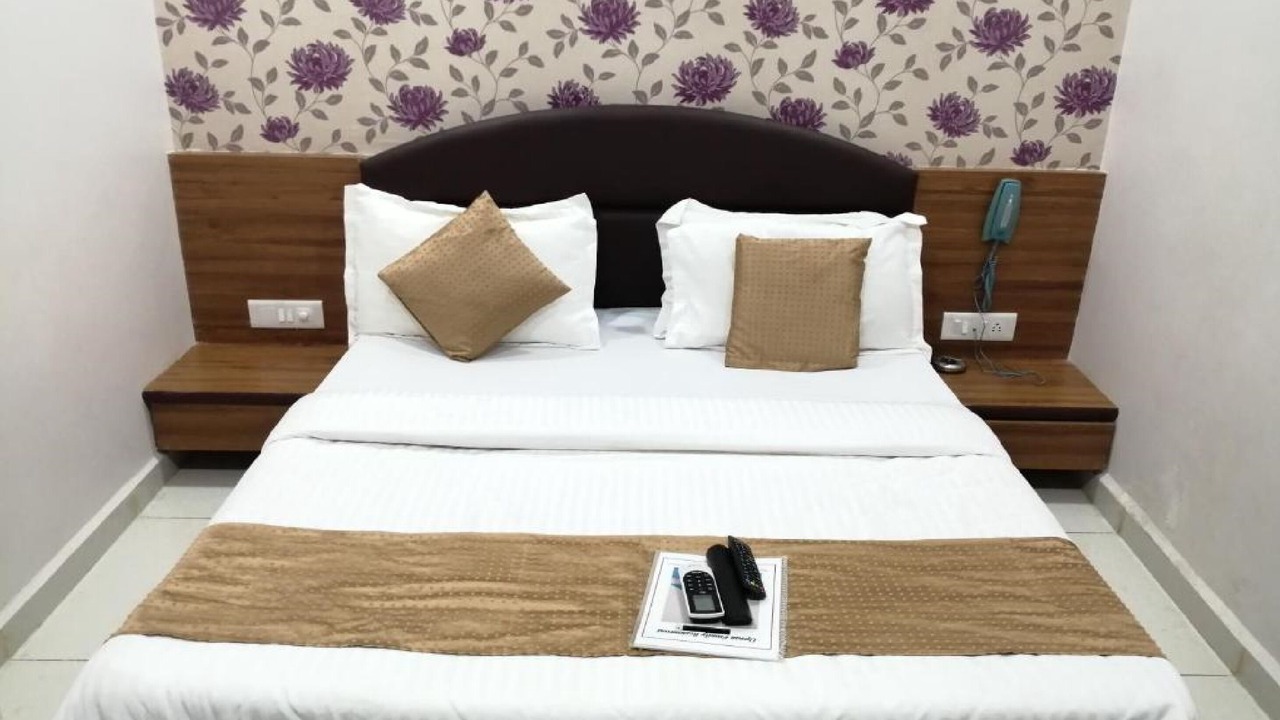 Photo of Bedroom in Vadodara