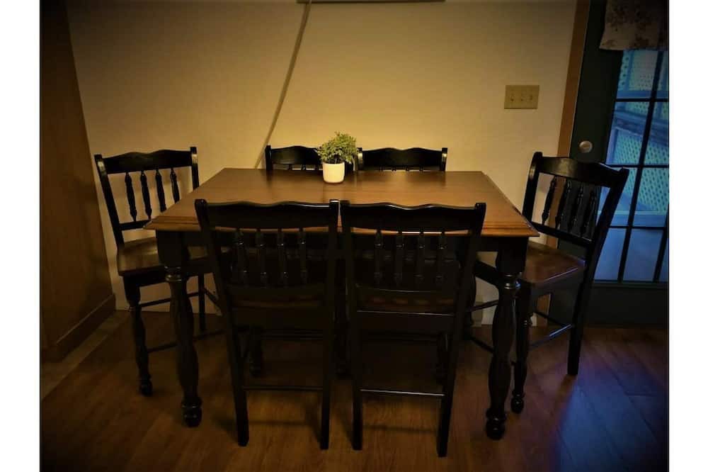 Photo of Kitchen in Windber