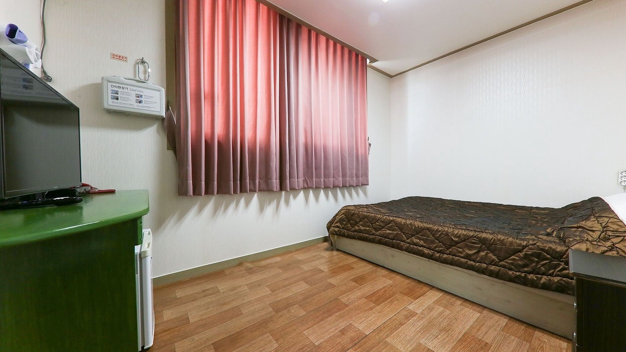Photo of Bedroom in Changgae
