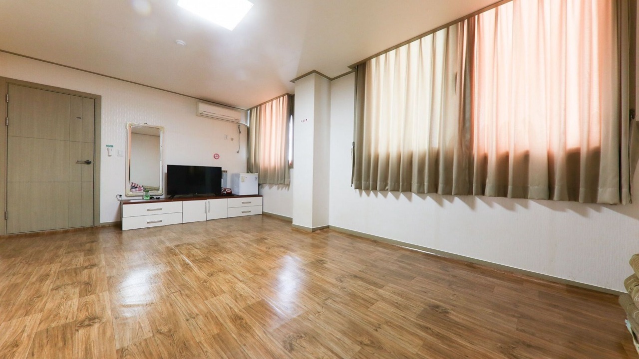 Photo of Bedroom in Changgae